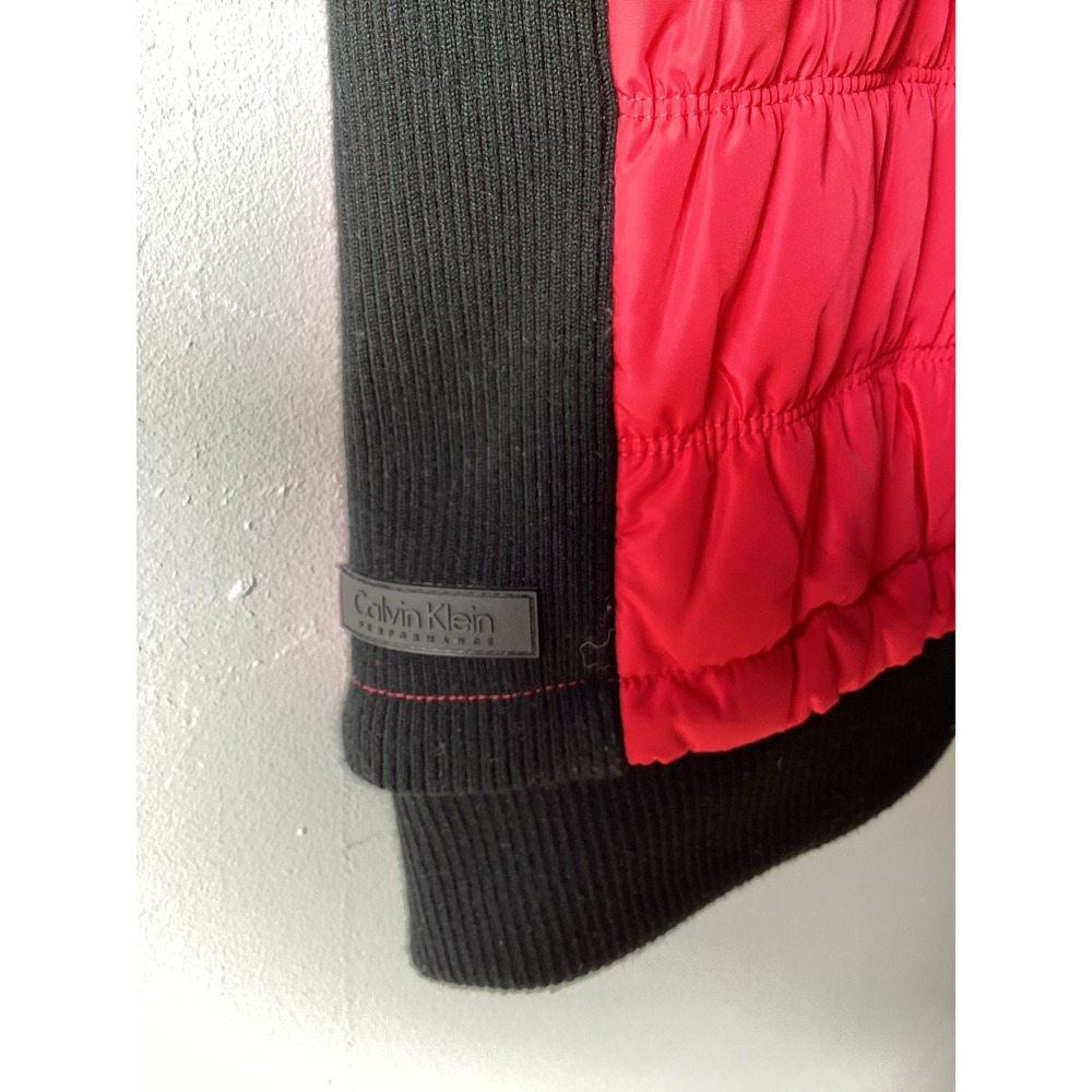 Calvin Klein Performance Red Black Quilted Puffer Vest Mock Neck Medium - Picture 5 of 5